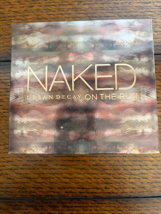Urban Decay Other - Urban Decay Naked on the Run makeup NWOT